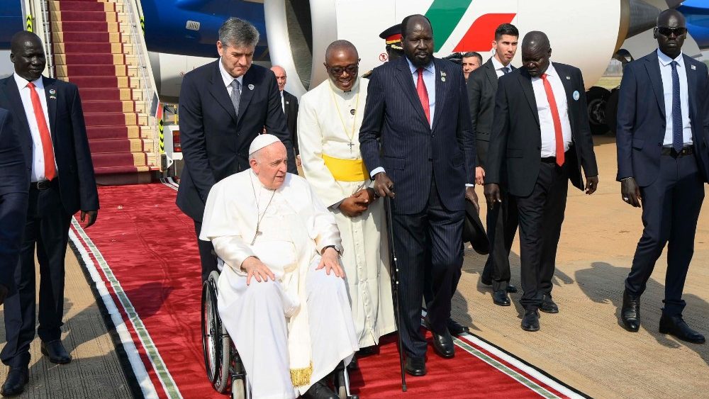 Cerim?nia de boas-vindas no Aeroporto Internacional de Juba