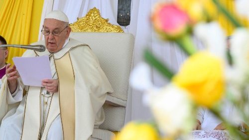 Nous pouvons changer l’histoire, exhorte le Pape à Juba