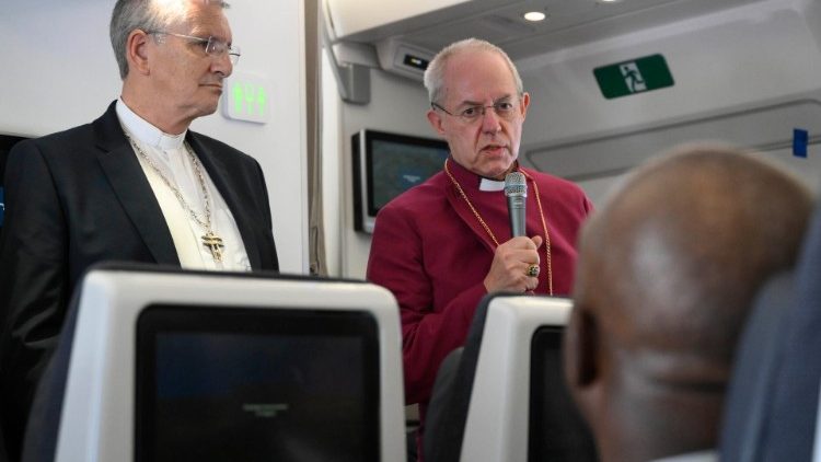 Conférence de presse du vol papal