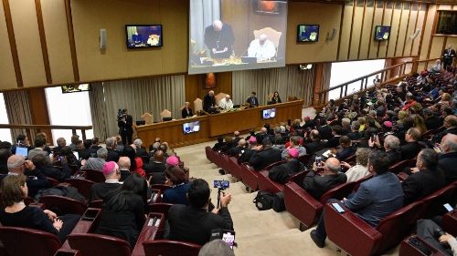 Pour une Église où laïcs et pasteurs vivent une «véritable fraternité»
