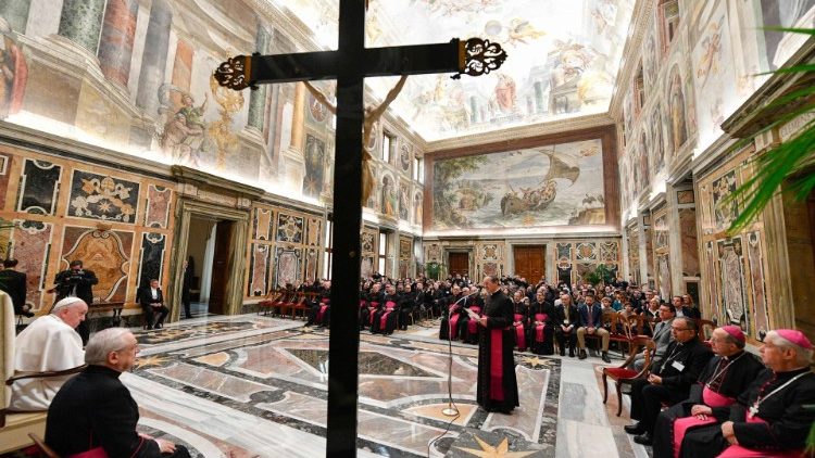 Pope Francis meets with canon lawyers on Saturday