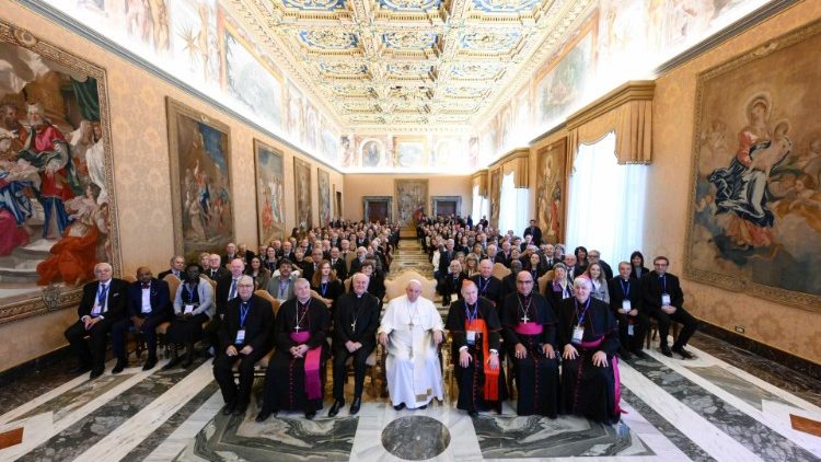 Franciszek przyj?? na audiencji uczestnikw sesji plenarnej Papieskiej Akademii ?ycia