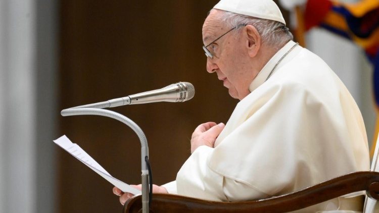 Der Wissenschaftler Ulrich Hemel sieht in Papst Franziskus einen ?Leuchtturm der Orientierung 
