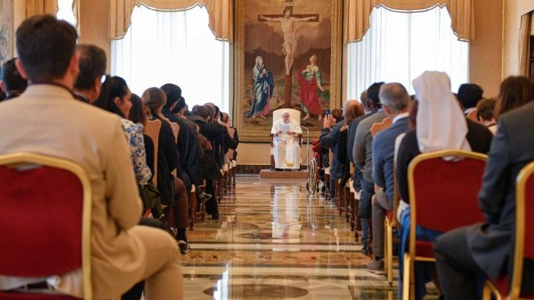 L'udienza ai partecipanti al convegno organizzato dalla Cattedra dell'Accoglienza promossa dalla Fraterna Domus