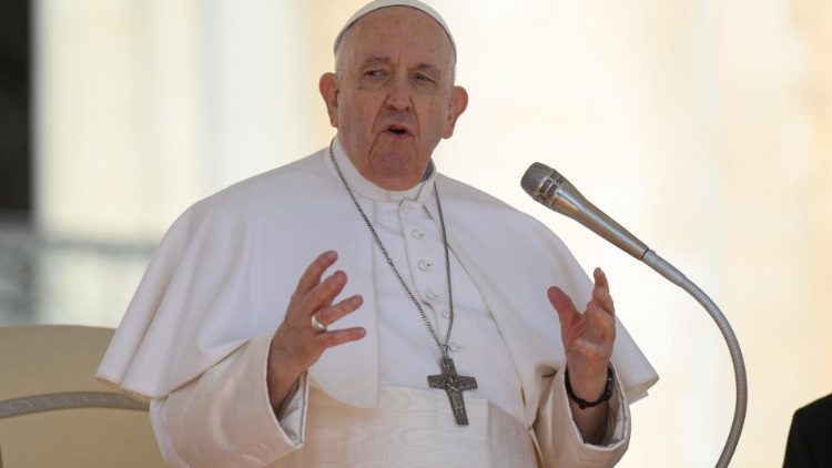 O Papa Francisco na audincia geral desta quarta-feira, 15 de mar?o, na Pra?a S?o Pedro (Vatican Media)