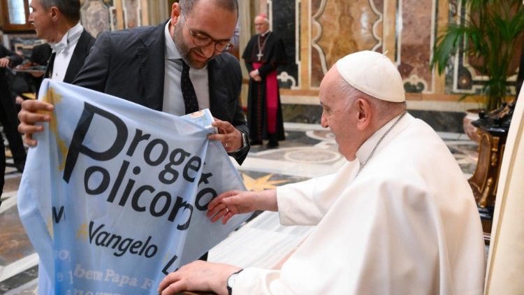 Le Pape avec les membres du Projet Policoro, samedi 18 mars. 
