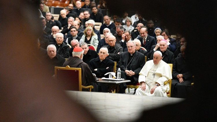 Cardinal Raniero Cantalamessa delivering his Lenten sermon to MAP and Roman Curia