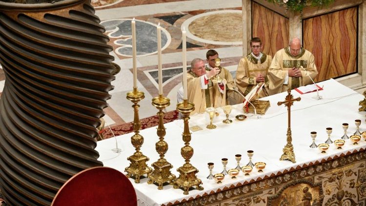 Easter Vigil in the Holy Night of Easter, Saint Peter's Basilica