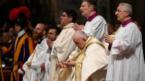 Die Papstpredigt in der Ostervigil 2023