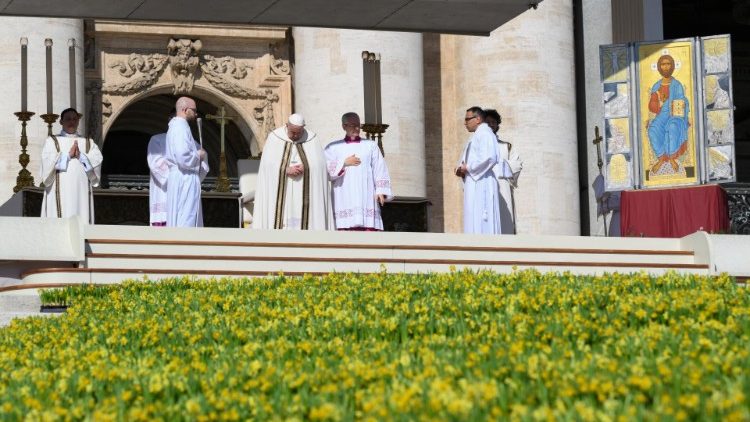 Papst Franziskus bei der Ostermesse