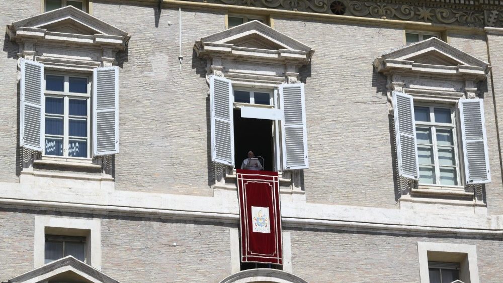 A ora??o mariana do Regina Caeli deste domingo (16)