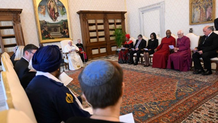 ?է֧ߧ էݧ էݧ֧ԧѧ? Interfaith Leaders from Greater Manchester