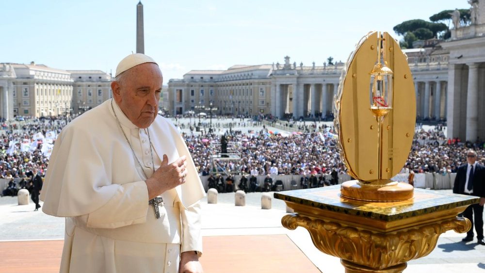 O Papa com os participantes da peregrina??o em a??o de gra?as pela beatifica??o de Armida Barelli