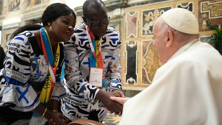 L'incontro finale del Papa con i partecipanti all'udienza