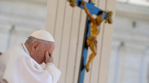Papst: ?Nicht vergessen, für die gepeinigte Ukraine zu beten