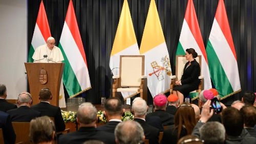 Hotuba ya Papa,Hungaria:Siasa zimesahau ukomavu uliofikiwa