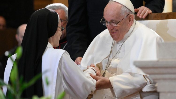 s. Krisztina Herndy, dominikanka podczas spotkania z Papie?em Franciszkiem