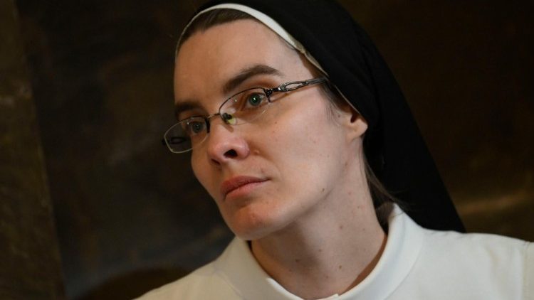 Un primo piano della suora domenicana Krisztina Hernády