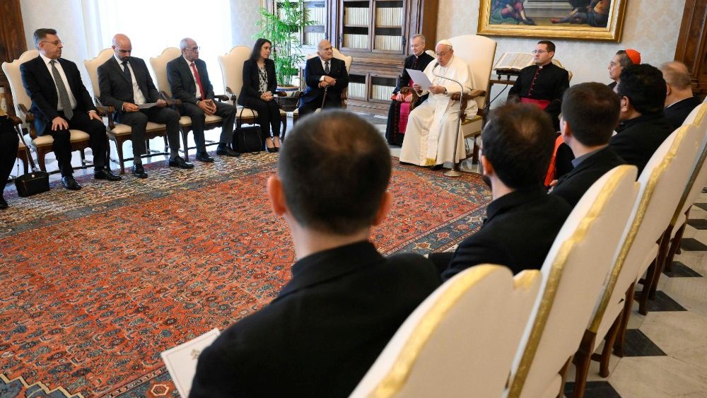 A delega??o em audincia com o Pontfice no Vaticano