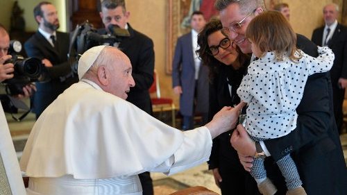 Papst: ?Wenn wir Argentinier nicht füreinander beten, sind wir am Ende
