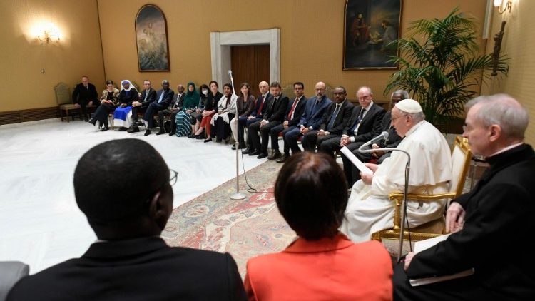 Papa anasisitiza  juhudi za umoja ili kutafuta suluhisho la njaa