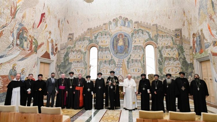 La foto con le delegazioni