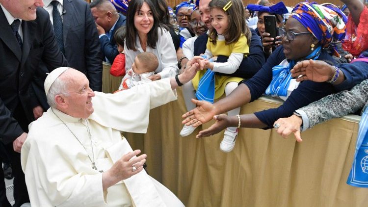 Il Papa incontra l'Union Mundial de la Orgnizaciones Femeninas Catolicas 