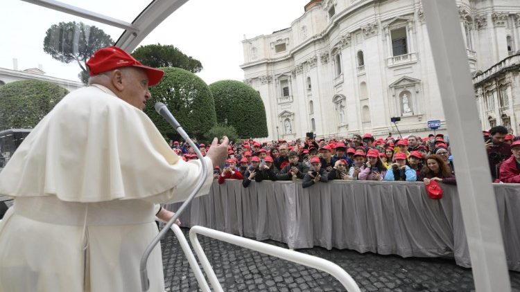 Papie? Franciszek na spotkaniu z bierzmowacami z archidiecezji Genui, 20 maja 2023