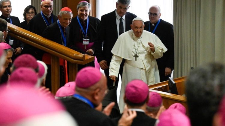 O encontro com a CEI aconteceu na Aula Nova do Snodo, no Vaticano