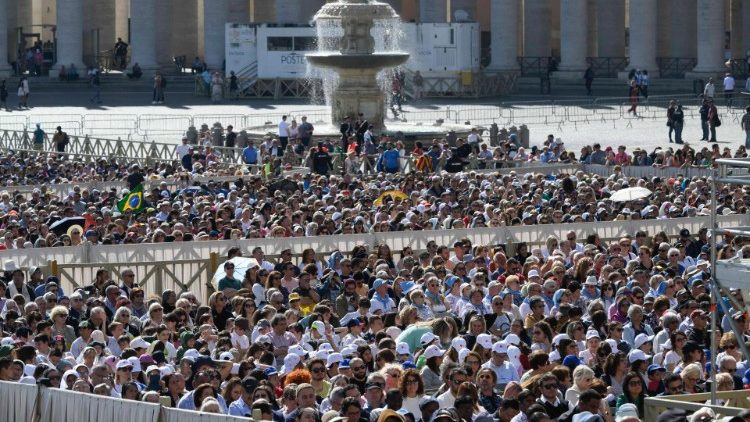 L'udienza generale in Piazza San Pietro