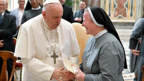 Papst zum Ordensleben: Wie Jesus nah am Menschen 