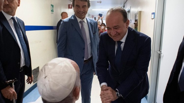 Il saluto al Gemelli