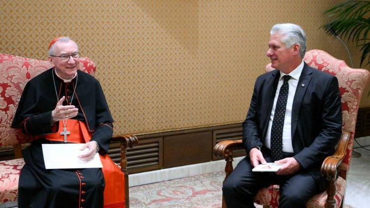 Papin državni tajnik kardinal Pietro Parolin i Predsjednik Republike Kube