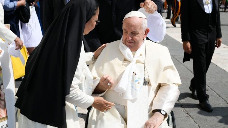 Papst Franziskus bei der Generalaudienz