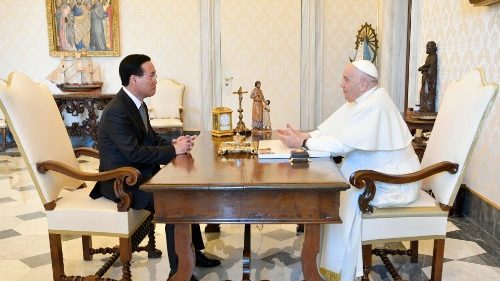 Francisco a los católicos vietnamitas: El amor es la medida de la fe