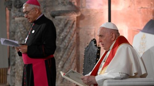 En un minuto, el día 1 del Papa en Portugal