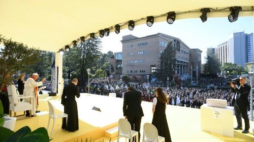 Francesco ai giovani universitari: siate maestri di speranza per il pianeta