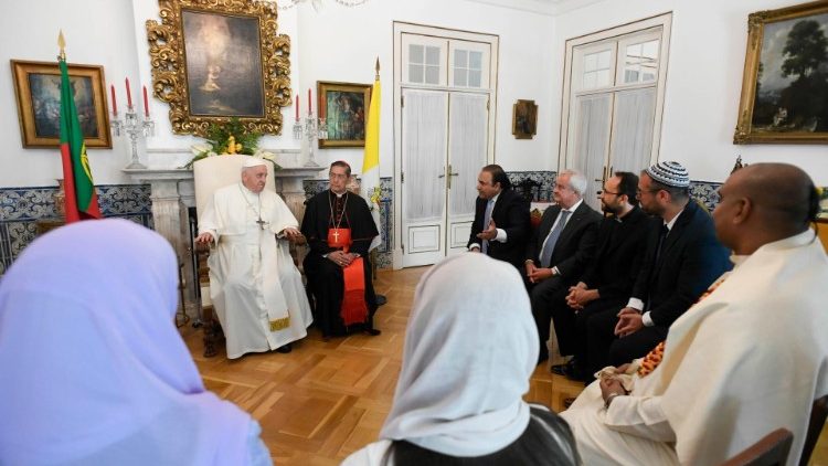 MAP Francis meets with the KAICIID delegation