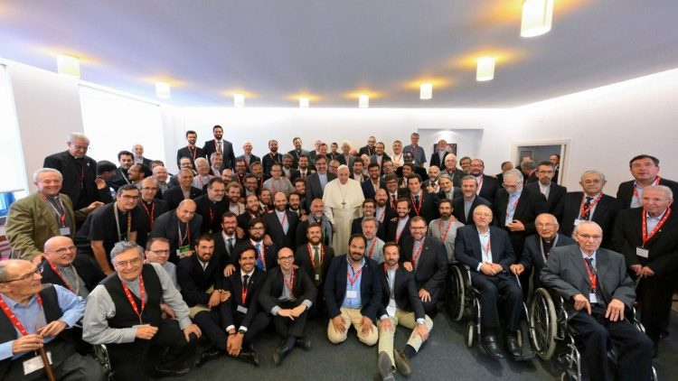 Foto di gruppo al termine dell'incontro