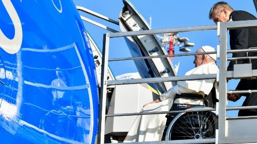 MAP Francis kicks off Apostolic Journey to Mongolia
