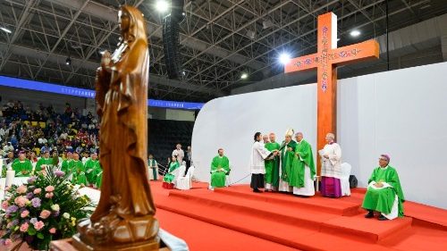 Mongolia, Francesco: potenza e ricchezza non danno gioia che dura ma lamore gratuito
