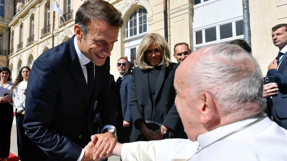 L'incontro del Papa con il presidente della Repubblica francese, Emmanuel Macron