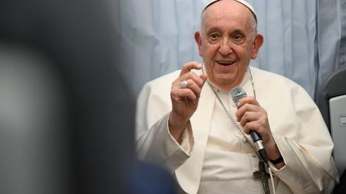 Il Papa: Marsiglia accoglie, è un messaggio allEuropa