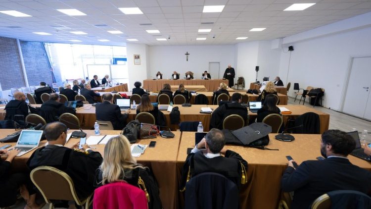 Un momento del processo in corso in Vaticano sulla gestione dei fondi della Segreteria di Stato (immagine d'archivio)