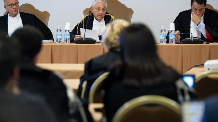 Il processo per la gestione dei fondi della Santa Sede