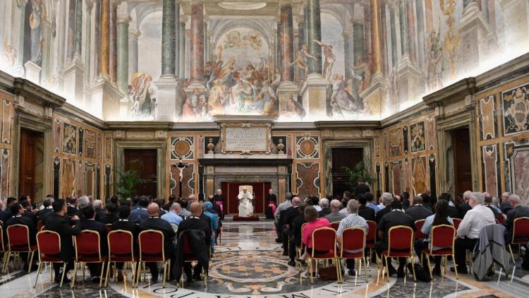 L'udienza e il discorso del Papa ai partecipanti al capitolo Generale dei Missionari del Sacro Cuore di Ges