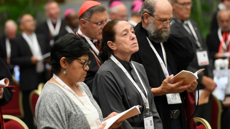La prima congregazione generale del Sinodo