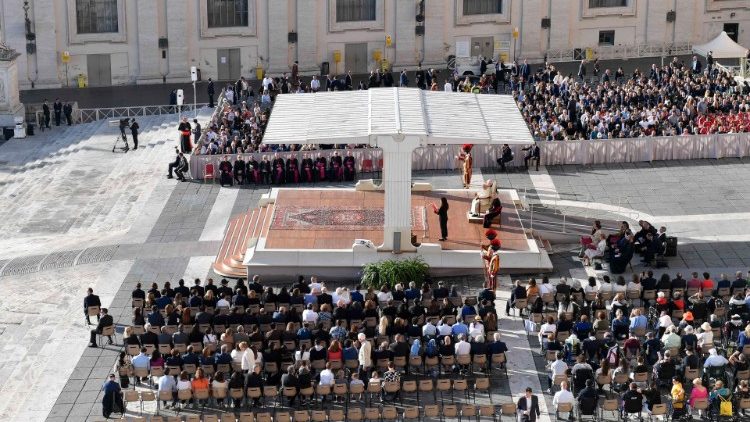 Udienza generale in Piazza San Pietro 