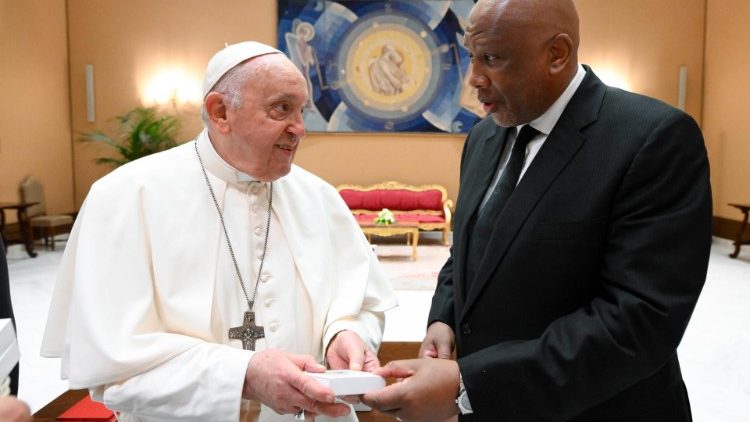 Papa Francesco e Letsie III, re del Lesotho