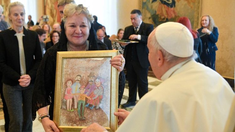Incontro del Papa con alcuni dei partecipanti alla General Assembly and Conference della European Parents Association (Epa).